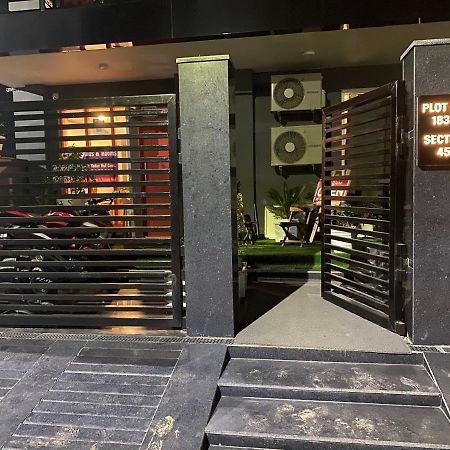 Bk Studio Hotell Gurgaon Eksteriør bilde